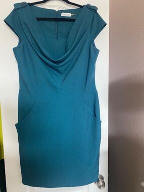 CALVIN KLEIN PENCIL STYLE DRESS - LINED SIZE 12